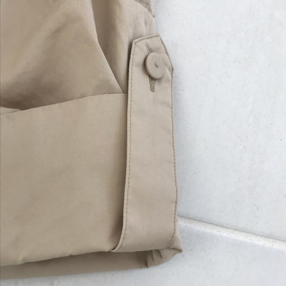 Band of Outsiders Beige Pleated Cuffed Shorts - Picture 6 of 8